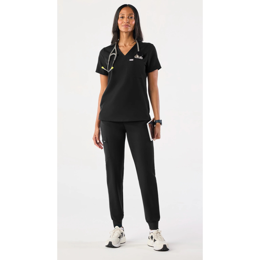 Figs | Catarina Black Scrub Top
